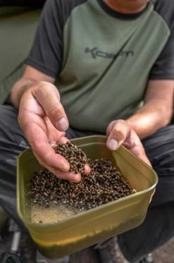 Korum Bait Tub Bait Box -Angler’s Cove Outlet Store de1738d5ad73b0af