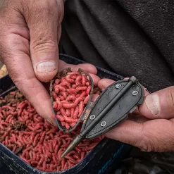 KORUM Grub Feeder L -Angler’s Cove Outlet Store korum grub feeder l 2